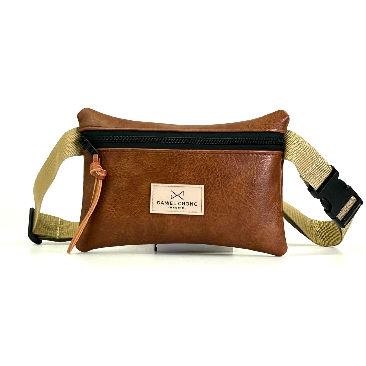 Riñonera impermeable Brunello marrón de Daniel Chong