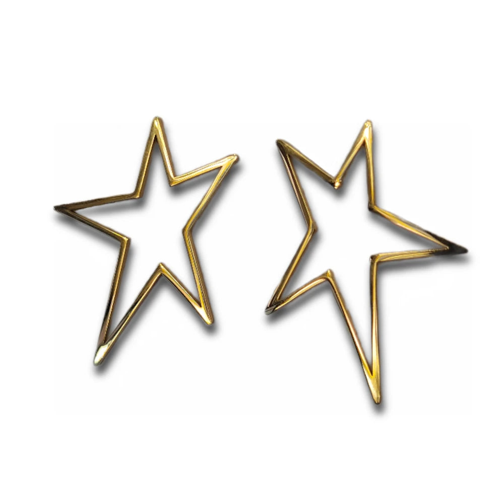 pendientes en forma de estrella alargada, de color dorado