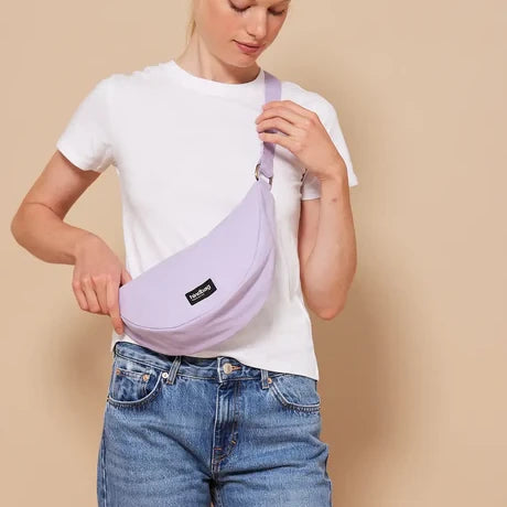 Bolso riñonera Andrea color lila de Hindbag