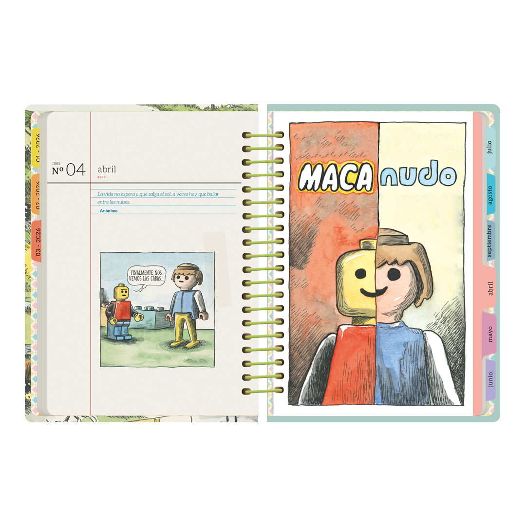 Portadilla de abril de la Agenda Macanudo 2026 formato diario con chiste gráfico sobre playmobil y lego