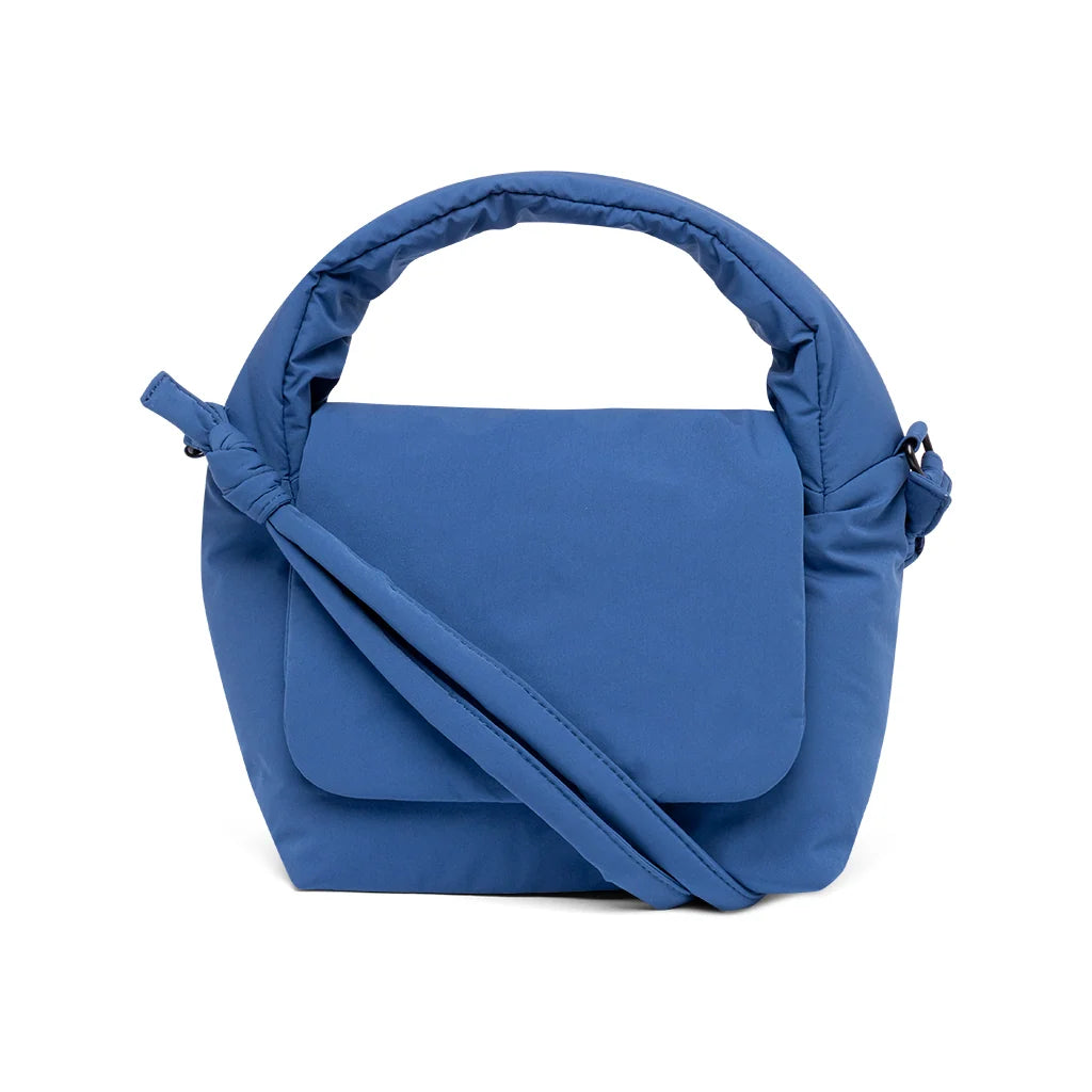 Bolso de pequeño tamaño acolchado en color azul