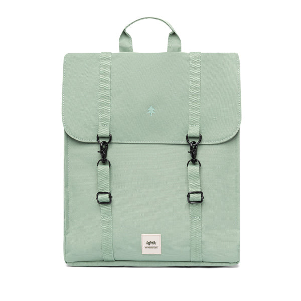 Mochila ecológica de plástico 100% reciclado de Lefrik color verde salvia