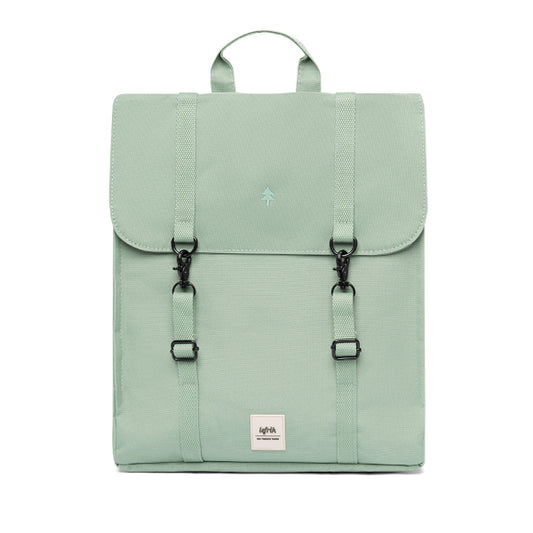 Mochila ecológica de plástico 100% reciclado de Lefrik color verde salvia