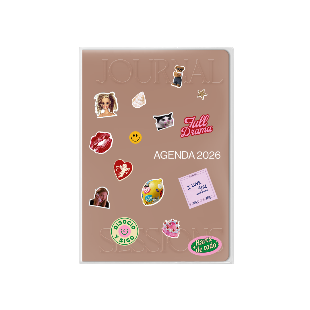 Portada perdonalizada con pegatinas de la agenda Journal Sessions marrón 2026