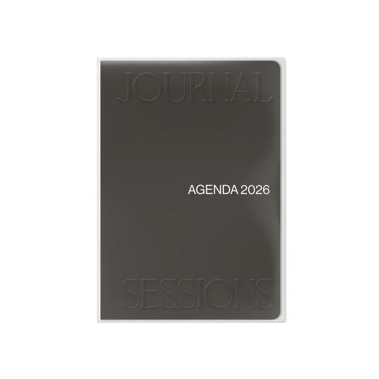 Portada lisa negra con funda de plástico de la agenda Journal Sessions 2026