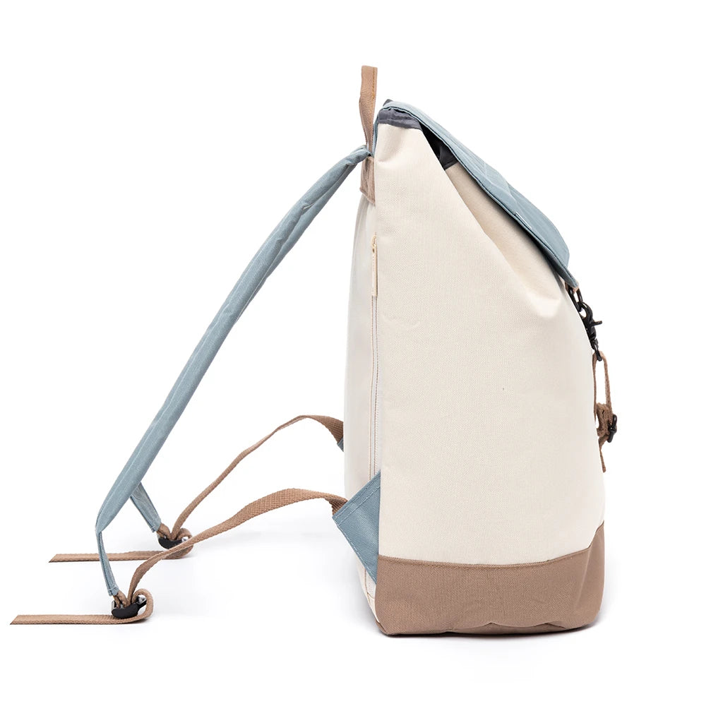 Mochila grande de Lefrik con colores crema, marrón y azul vista de lado