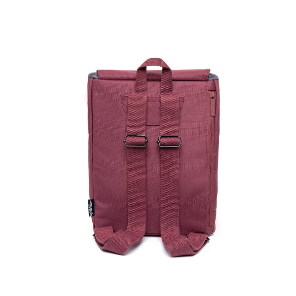 Vista trasera con correas de algodón color ciruela de la mochila Mini Scout de Lafrik Plum