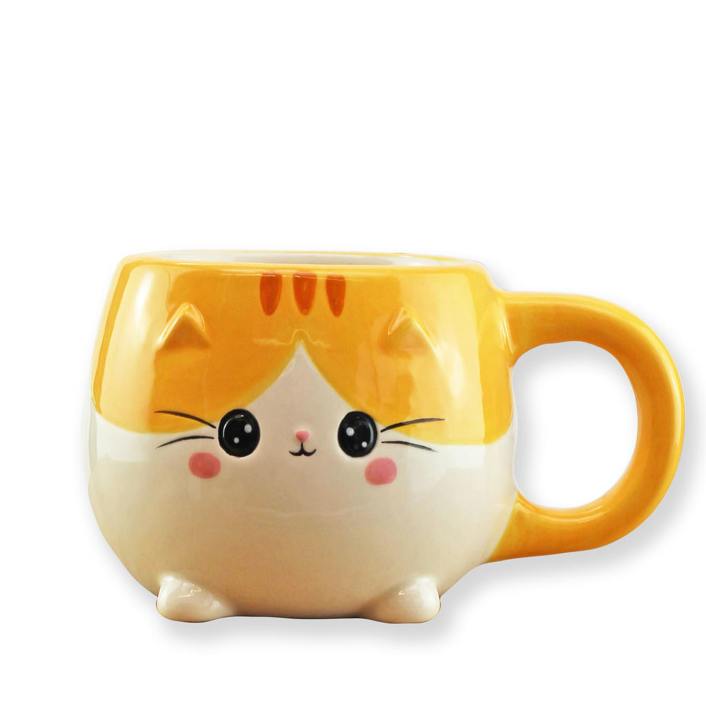 Taza con forma de gato adorable