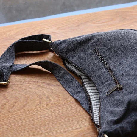 Bolso riñonera Andrea en denim color gris de Hindbag