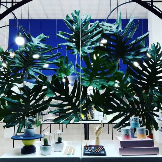 Cosas bonitas bajo un cielo azul Klein