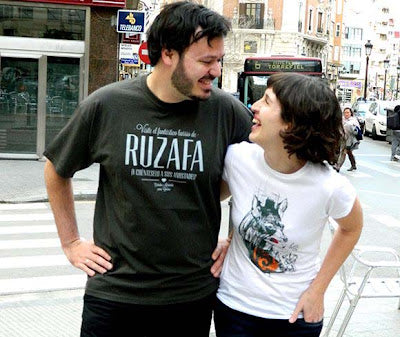 Las camisetas que plasman la esencia del barrio
