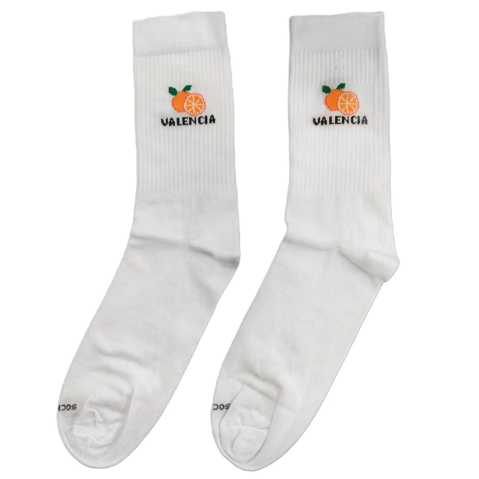 calcetines blancos de media caña de UO con naranjas y con el texto VALENCIA