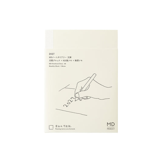 Agenda Midori MD 2027 A6 sin funda, portada con ilustración minimalista de mano escribiendo y logotipo MD Product