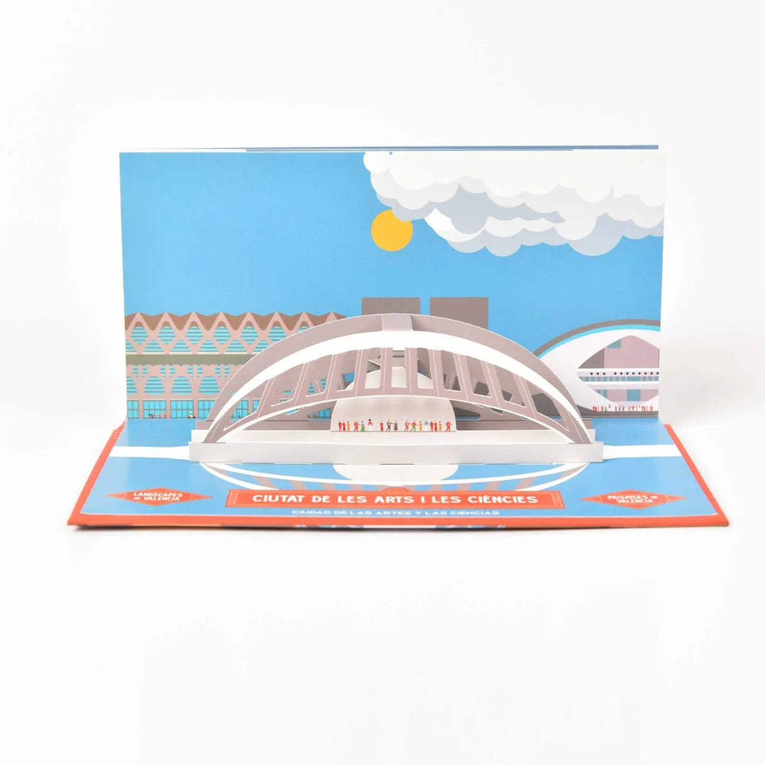 portada de libro pop-up con paisajes de valencia