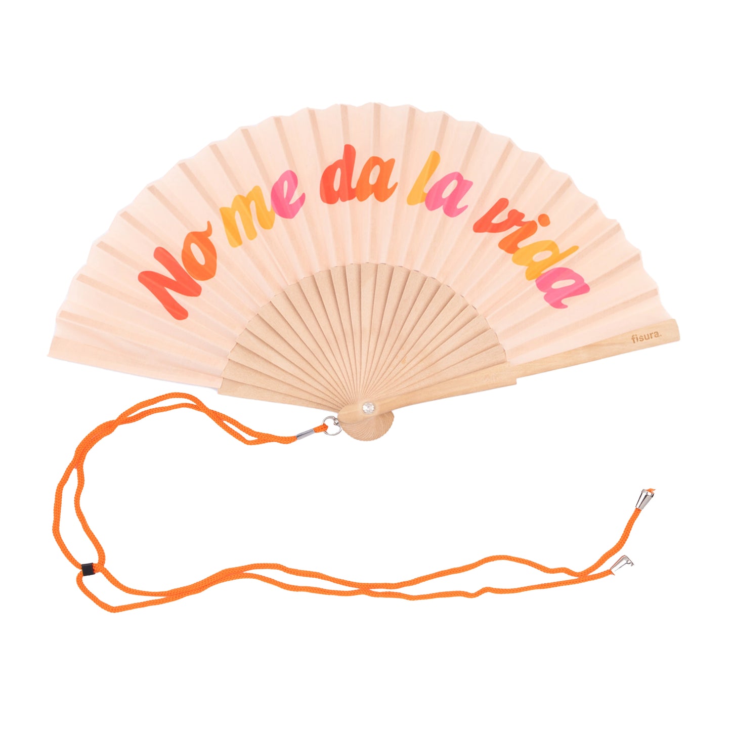 abanico de la marca fisura en color melocotón y con la frase "No me da la vida" con las letras en colores rojo, naranja, amarillo y rosa. y con la cuerda para colgarlo al cuello en color naranja