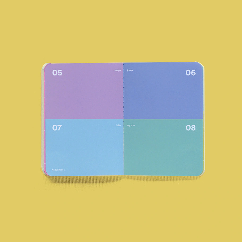 spread con 4 meses de colores para notas