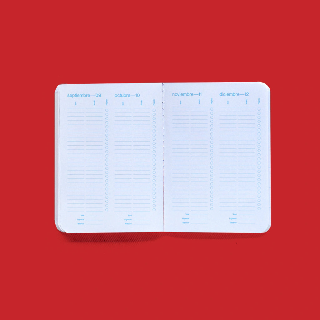 agenda Stereo vista por dentro con un spread de 4 meses de septiembre a diciembre