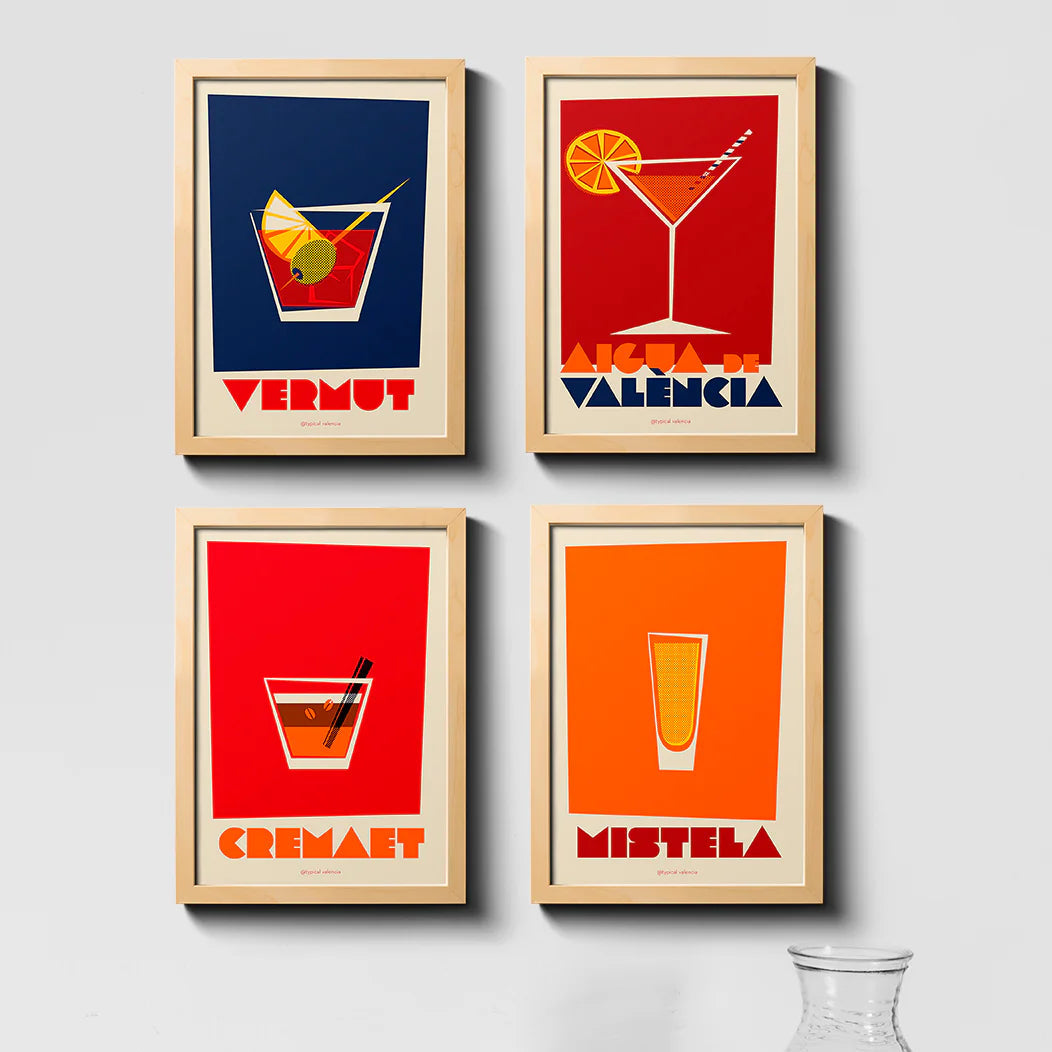 Colección de cuatro ilustraciones enmarcadas con bebidas típicas de la Comunidad Valenciana