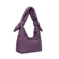 Bolso Biwa color morado ciruela acolchado con asa ajustable con dos nudos hecho de botellas de plástico recicladas