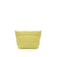 Parte trasera del bolso de la marca Topologie, modelo Besace en color amarillo canario sin correa sobre fondo blanco. 
