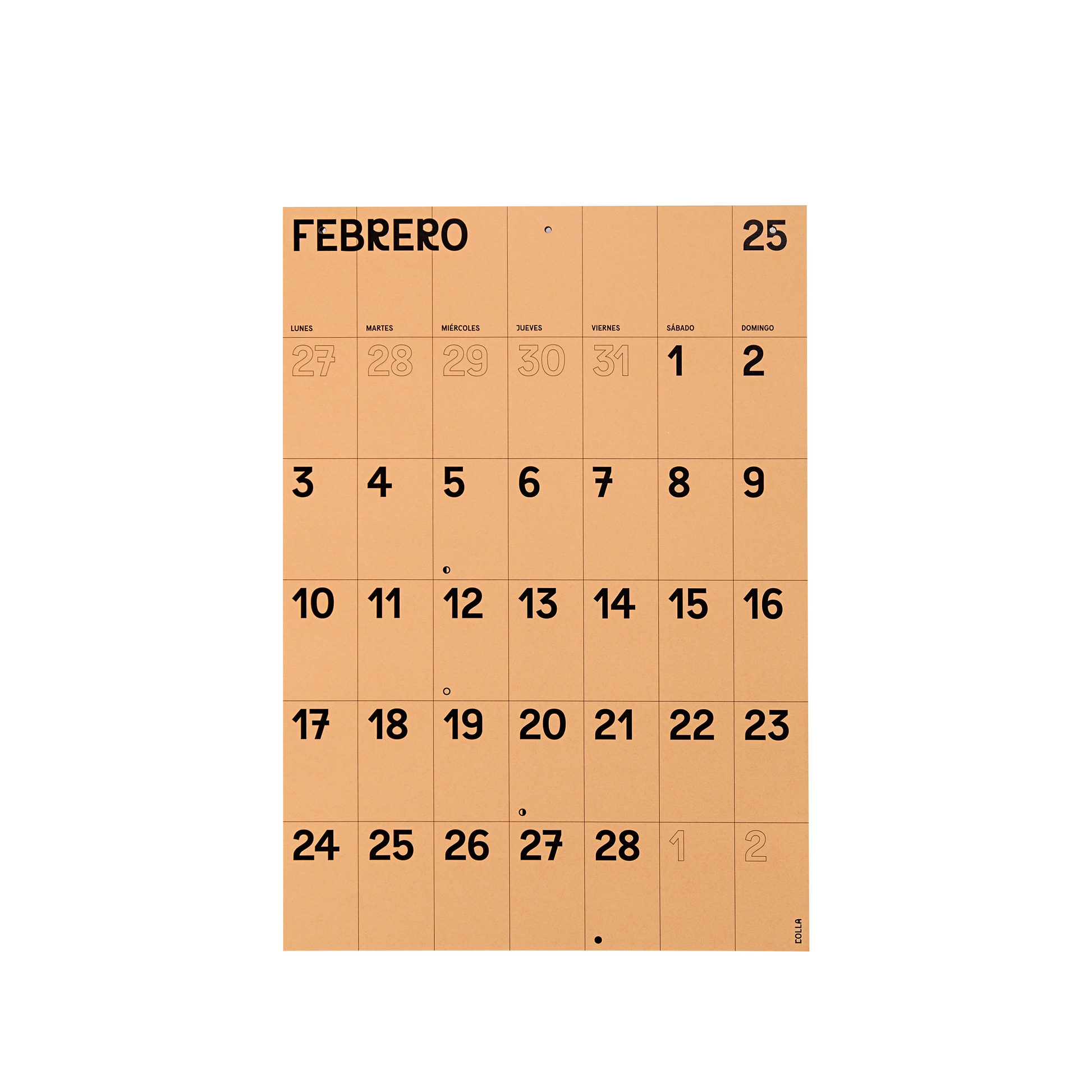 Calendario de pared marrón con números grandes y espacio para escribir de la empresa valenciana Colla Paper