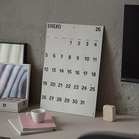 Calendario de pared 2026 gris de Colla Paper