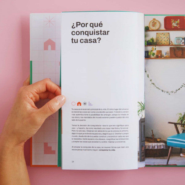 Páginas interiores del libro de María Tórtora Conquistá tu casa, editado por Monoblock
