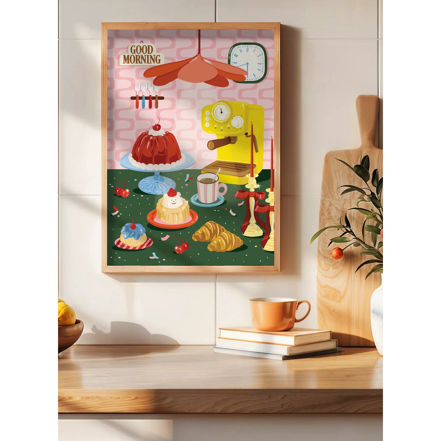 Print enmarcada con una mesa de desayuno de Laura Ortiz colgada en una cocina
