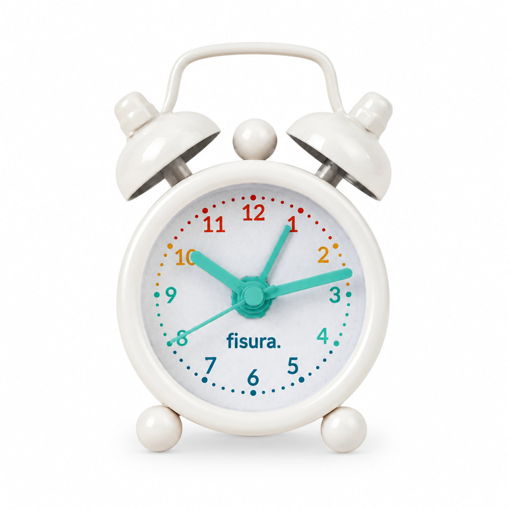 Mini reloj despertador estilo retro con cuerpo blanco y números de colores