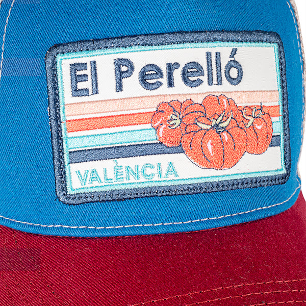 Gorra azul, roja y blanca con parche bordado con tomates de El Perelló de Valencia