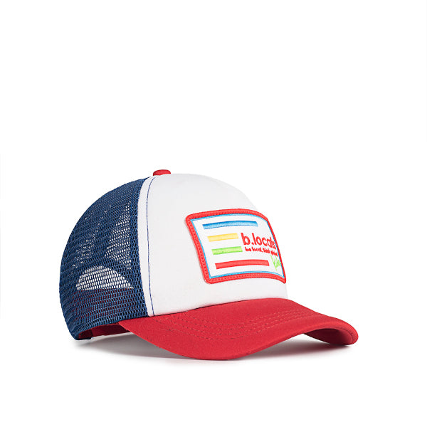 Gorra de visera para peques con rejilla azul y visera roja y parche con el logo de la marca en colores