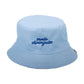 gorro de pescador de tela reversible azul con el mensaje "modo chiringuito"