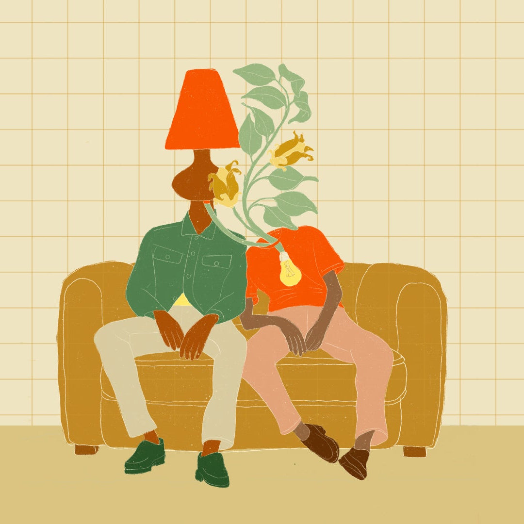 Postal de dos personas sentadas en un sofá: una con cabeza de lámpara y otra de planta, interconectadas