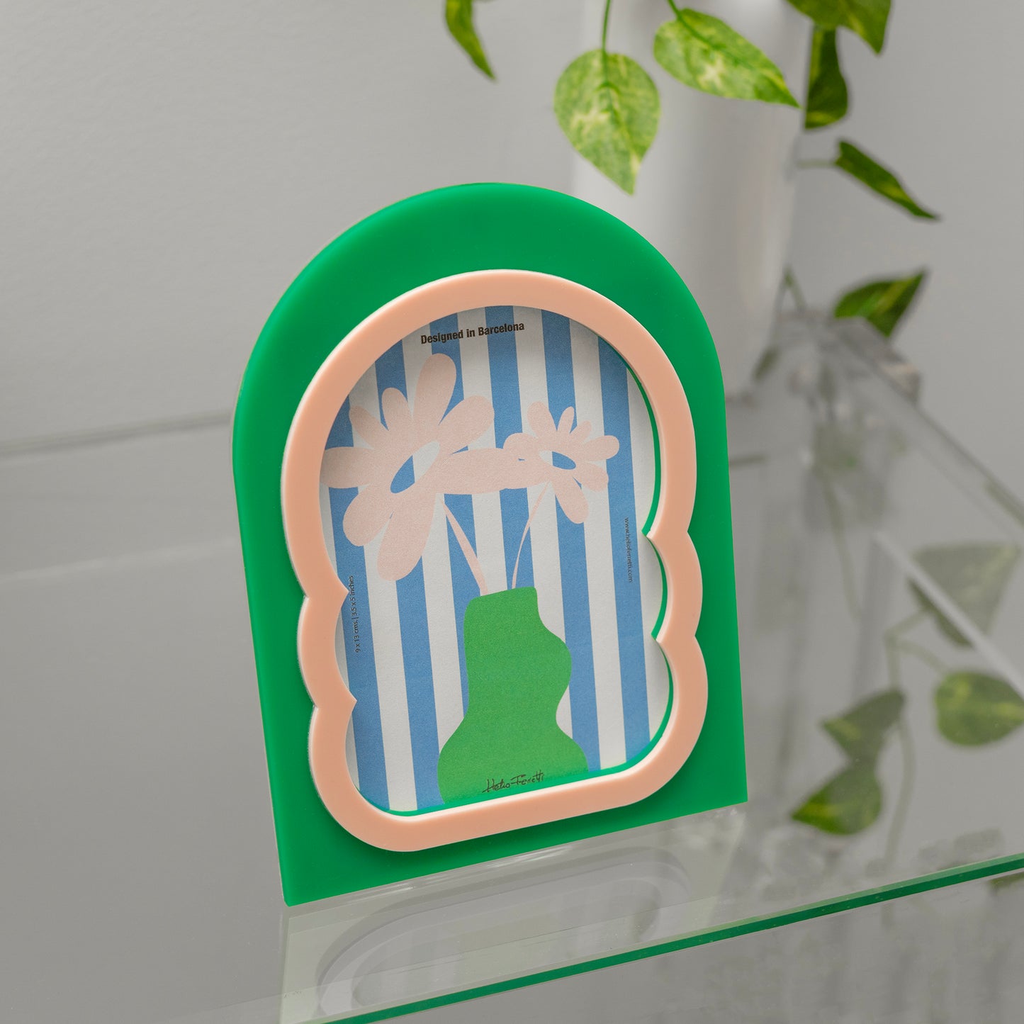 Marco Vértice verde de Helio Ferretti