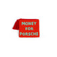 Monedero de cuentas rojo con el mensaje MONEY FOR PORSCHE en cuentas azules y borla de hilos
