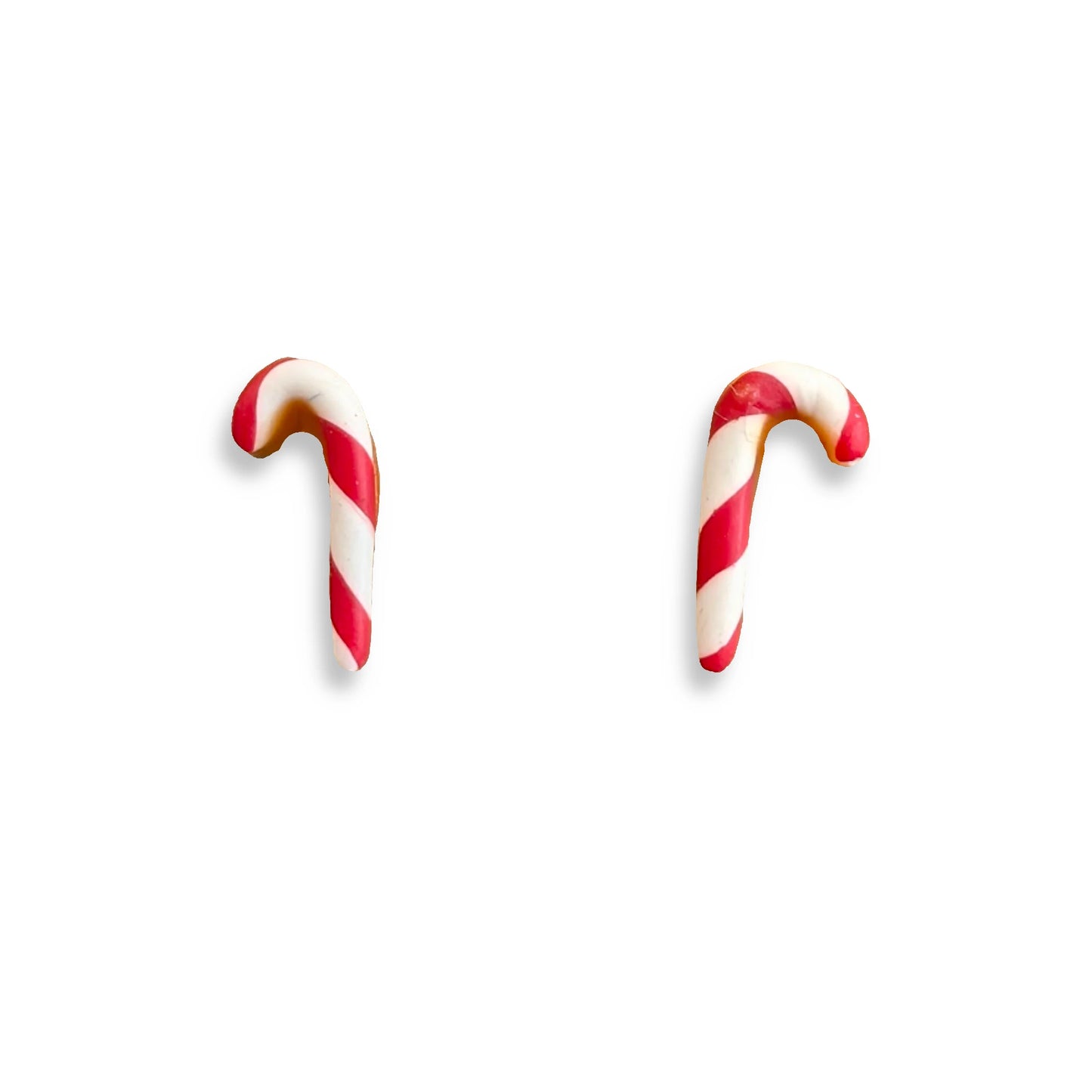 pendientes en forma de bastón de caramelo blanco y rojo de la artista natsuokamu