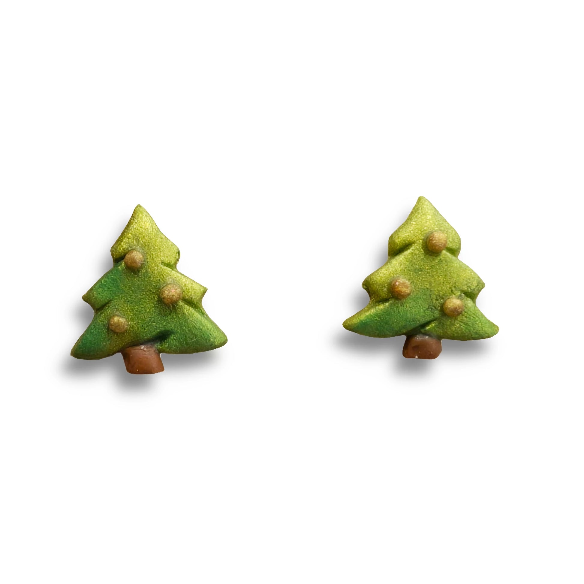 pendientes en forma de arbol de navidad con purpurina dorada y tres adornos colgados