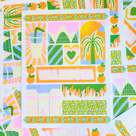 Print en risografía ¨Valencia¨ de la ilustradora valenciana Laura Ortiz con elementos típicos valencianos, España, como la Ciudad de las Artes, horchata, palmeras y naranjas