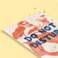 detalle de la postal con semillas dentro de la marca resetea con una sirena sonriendo con gafas de sol y una bebida en la mano dibujada en color rojo con el texto Do Not Disturb en color azul con brotes creciendo de ella