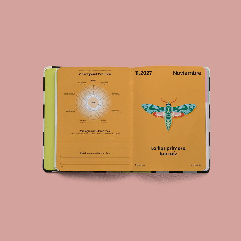 Interior agenda Mi Superplán 2027 - checkpoint mensual con checkpoint de octubre y página de noviembre con mariposa