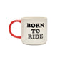  taza de Snoopy Born to ride, con Snoopy haciendo un caballito en una bicicleta roja