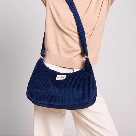 Bolsa Rosa de pana azul marino de Hindbag