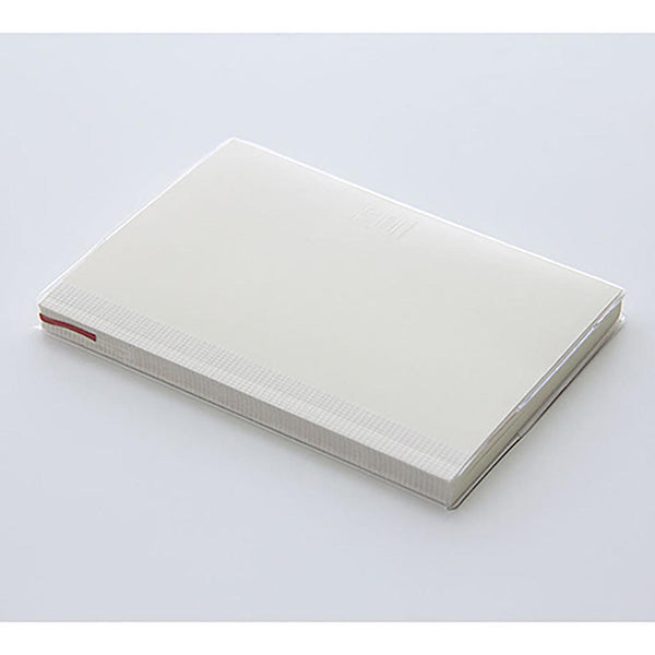 Cuaderno A6 de Midori con funda protectora transparente 
