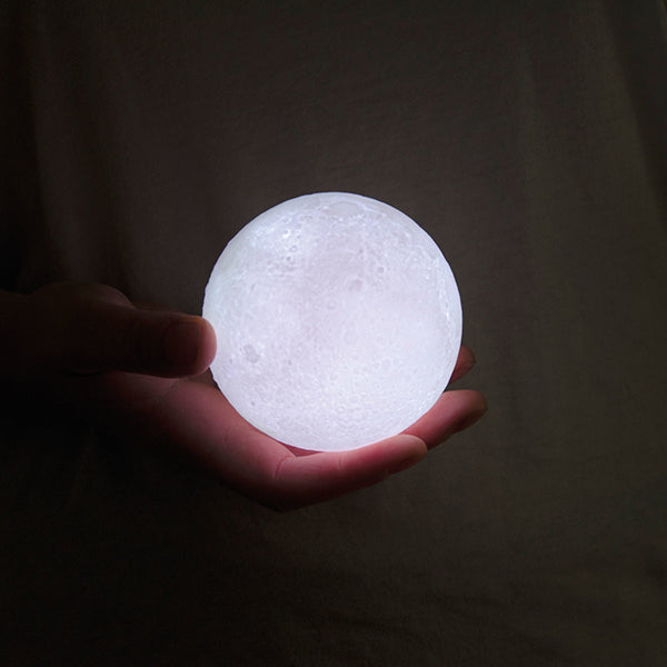 Lámpara led luna ambiente quitamiedos moon lamp regalo